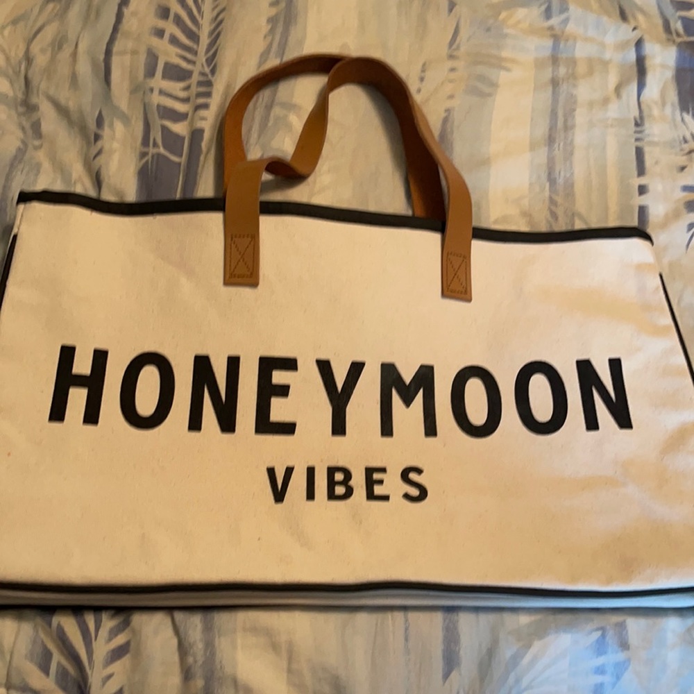 Honeymoon Tote bag